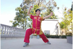 伍雄（父教伍胜勇，教学类传承人）