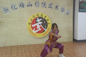 刘欣妍(师从钟玉辉,学生类武术专业方向)